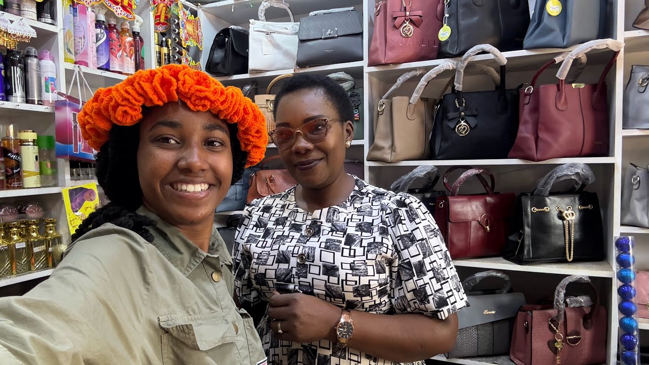 Finally Visiting My Mum in Her Shop