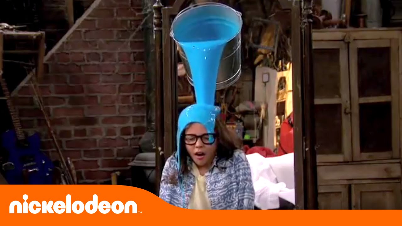 Hathaways: Una Historia Embrujada | El Mundo Fantasma | Nickelodeon en Espa&ntilde;ol