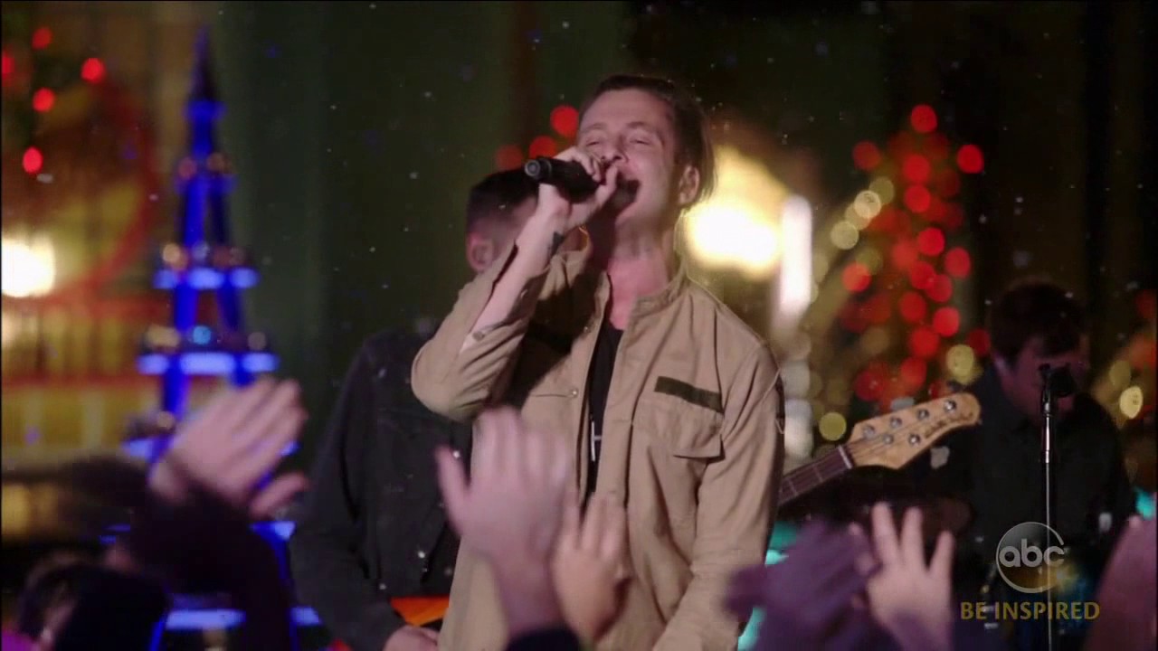 OneRepublic - What A Wonderful World (Disney's Magical Holiday Celebration)