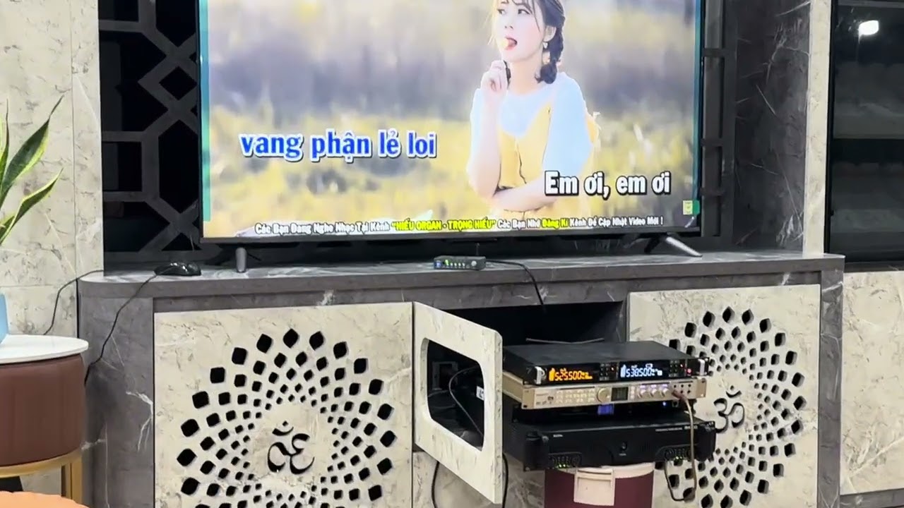 BỘ KARAOKE BMB 3012 cực vip g 50 củ :0963179989