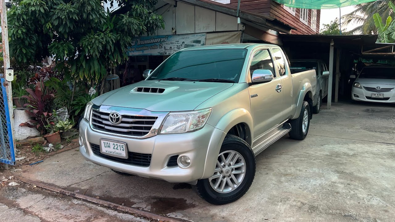 Toyota Hilux Vigo Champ SmartCab Prerunner 2.5 E MT ปี 13