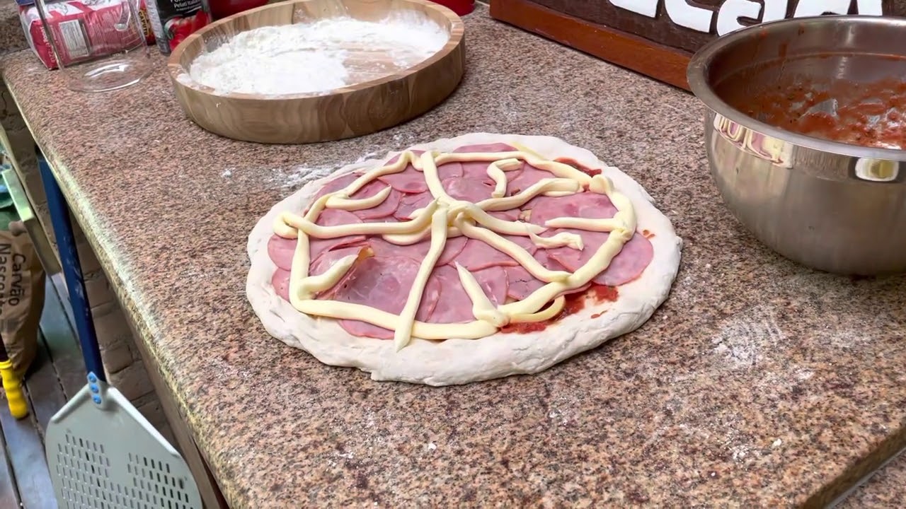 Pizza de lombinho canadense!