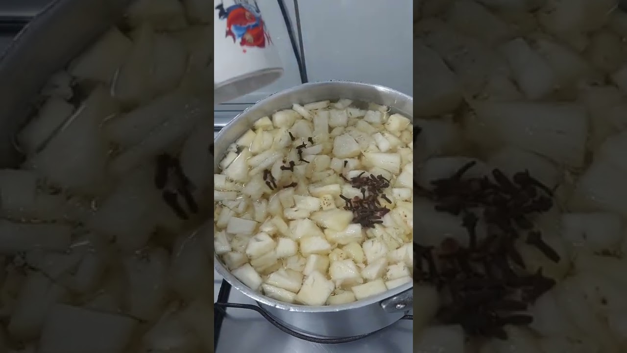 Como fazer licor de abacaxi simples,  fácil e rápido