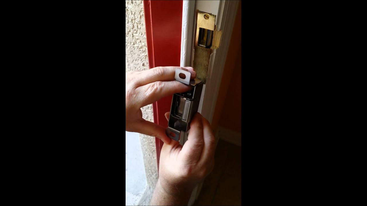 HES 7000 electric door strike