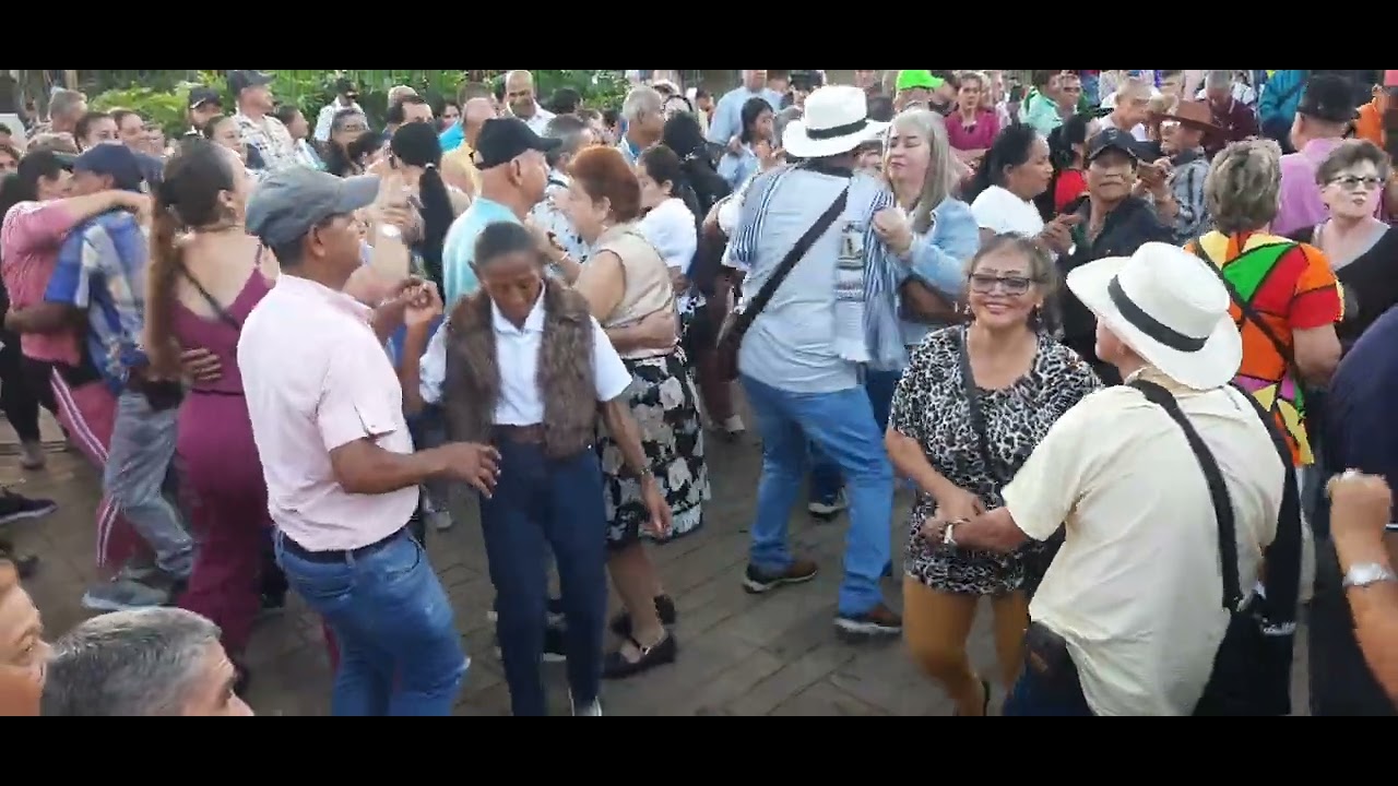 Los integrados parranderos. La celosa. Noviembre 24 2024.