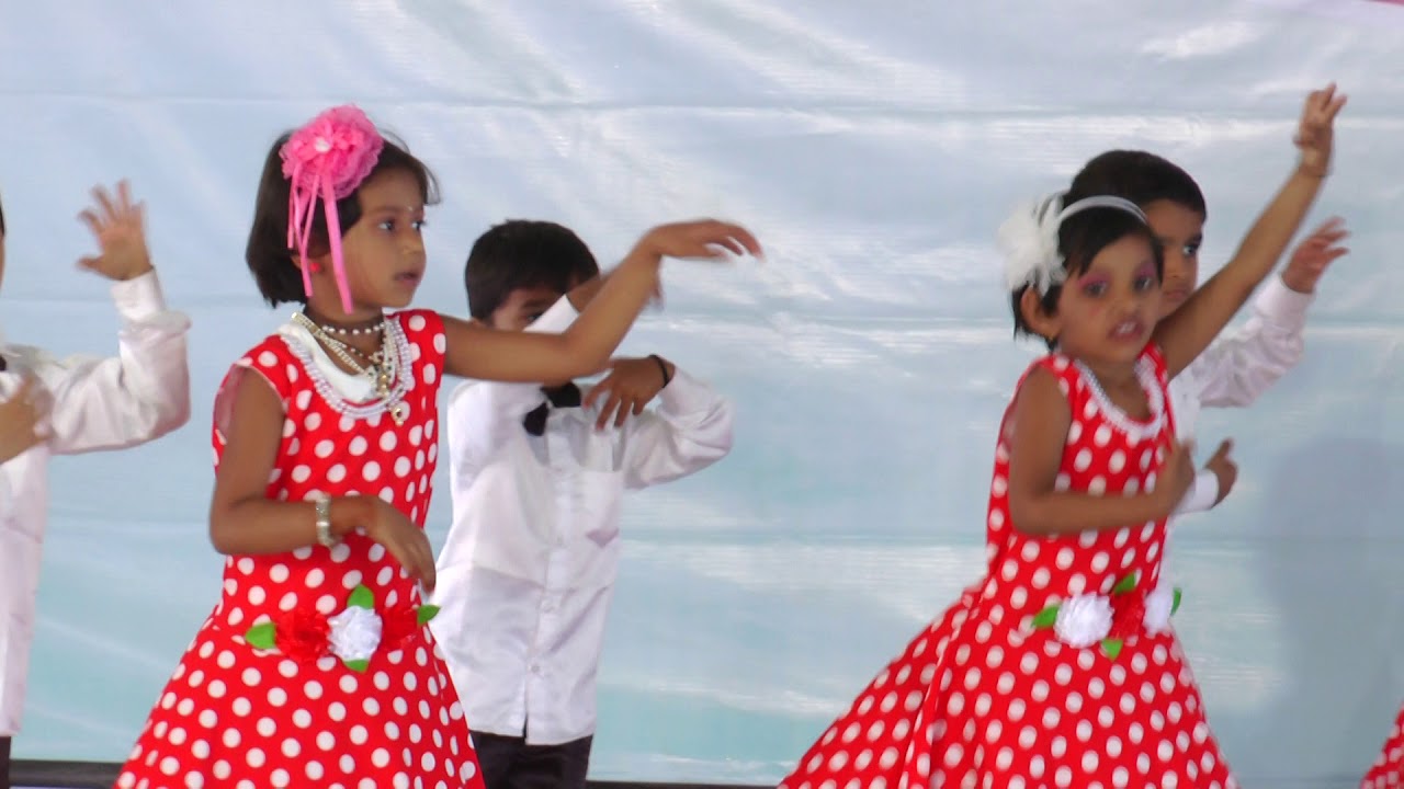 Zoobi doobi - HD English Medium School Gathering Dance - 2017-18