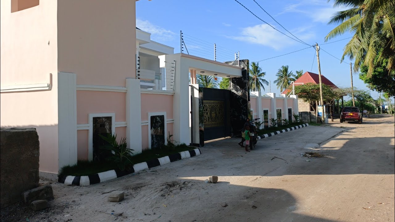GOROFA INAUZWA DAR ES SALAAM ILALA BEI MILIONI (( 380,000,000 )) MAONGEZI YAPO NJOO TAJIR UKABUE