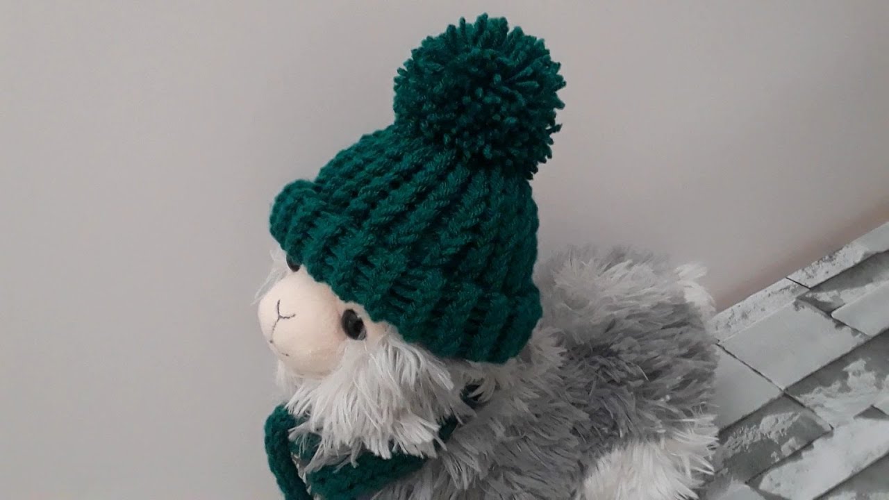 Loom Knitting | Easy & Fast! Mini Hat with Pompom ft. A Llama