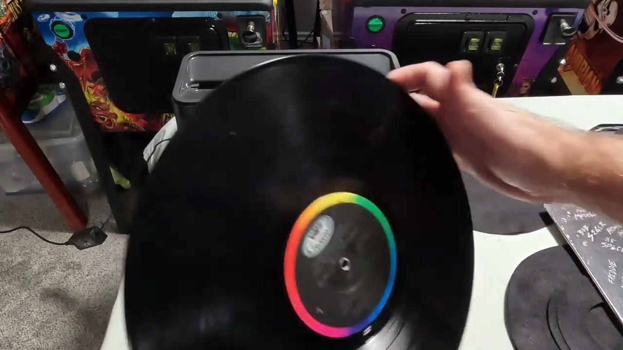 Showing the HumminGuru Ultrasonic Record Cleaner.