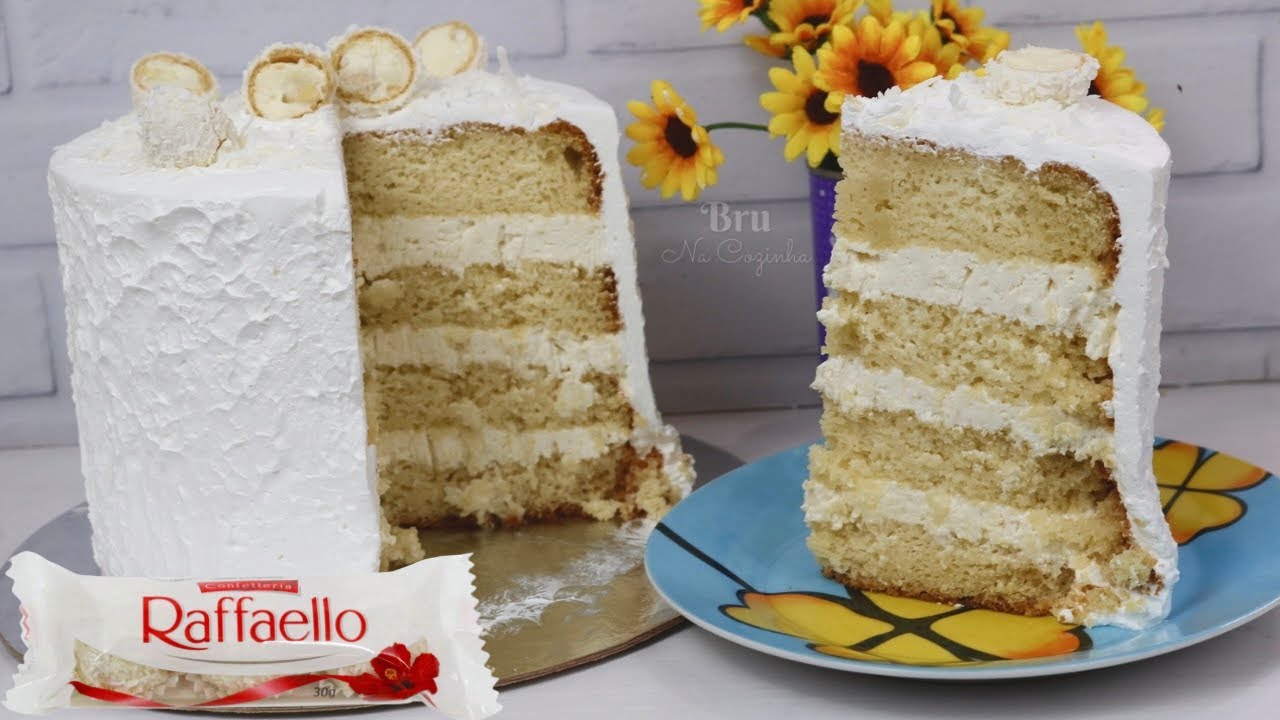 BOLO RAFFAELLO - RECHEIO RAFFAELLO MARAVILHOSO - BOLO VITRINE | Bru Na Cozinha