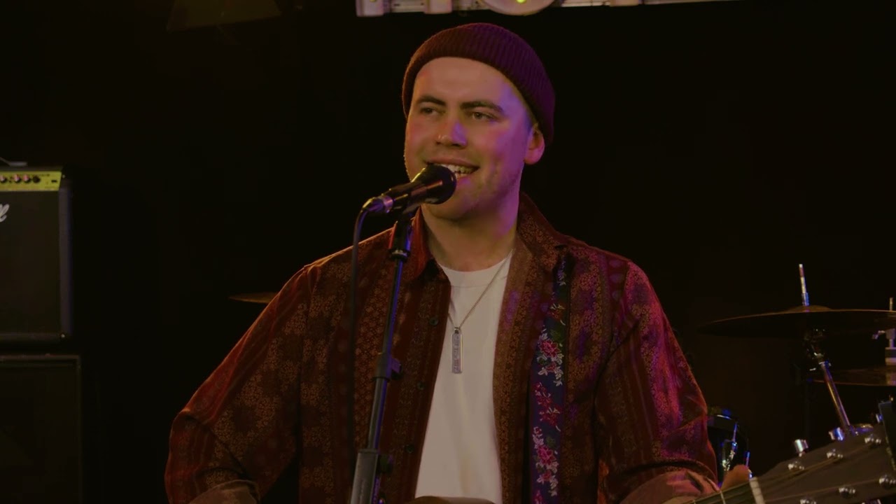 Mick Gough - live for war child charity - Jan 2025