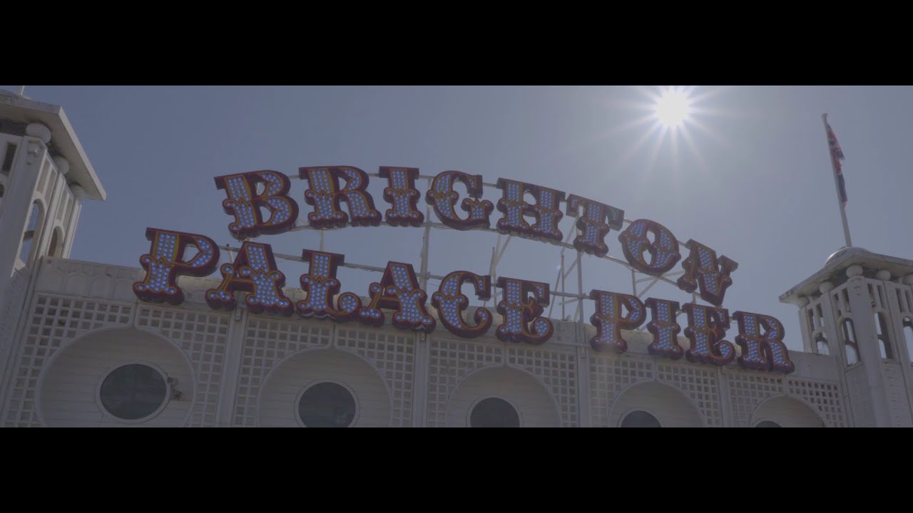 Walk Along Brighton, Southern Coast of England (Street Art, Pier, Royal Pavilion, Banksy?)