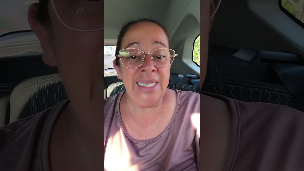 Eu vejo uma senhora passando mal