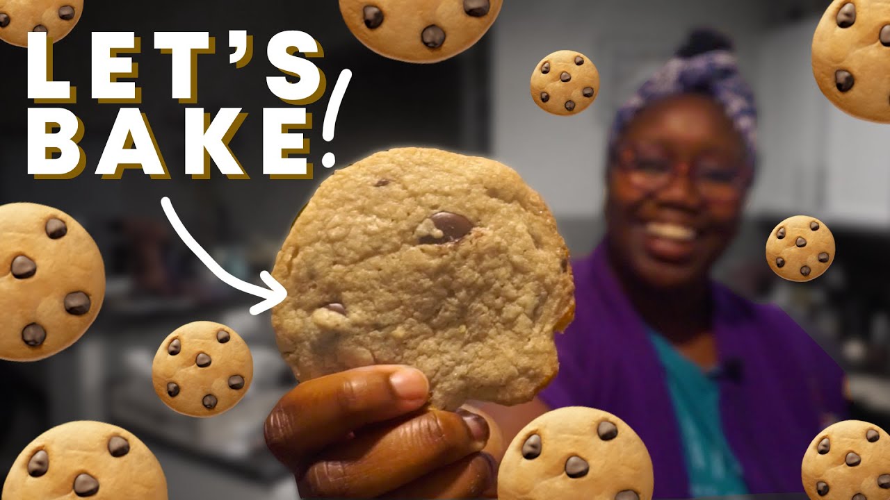baking @itsholly's salted chocolate chip cookies 🍪🤤 | 