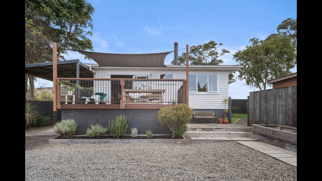 2/23 Clayburn Road, Glen Eden - Jump on the Property Ladder!