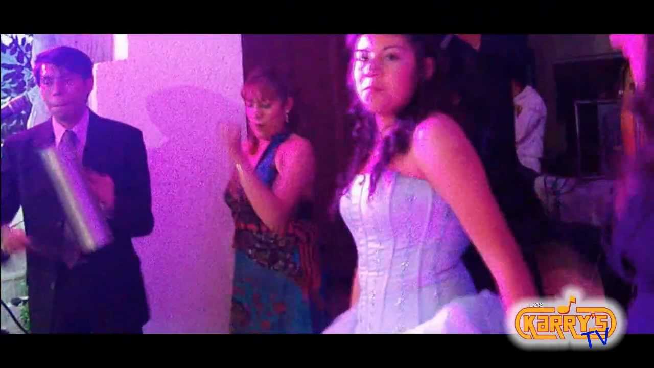 Los Karrys - Ha Nacido La Cumbia (XV Citlali, Sta. Rosa Xochiac)