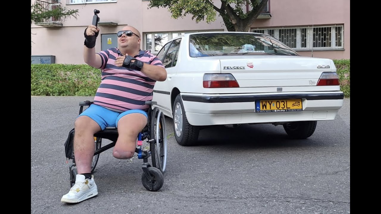 Peugeot 605 SLi preFL 1990. Wyposażenie dodatkowe? Nie 😀 