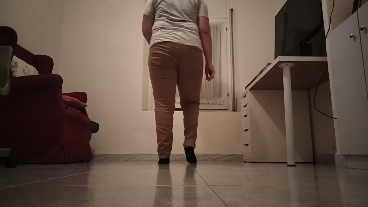 Highland Girl Line Dance (Dancing Video)