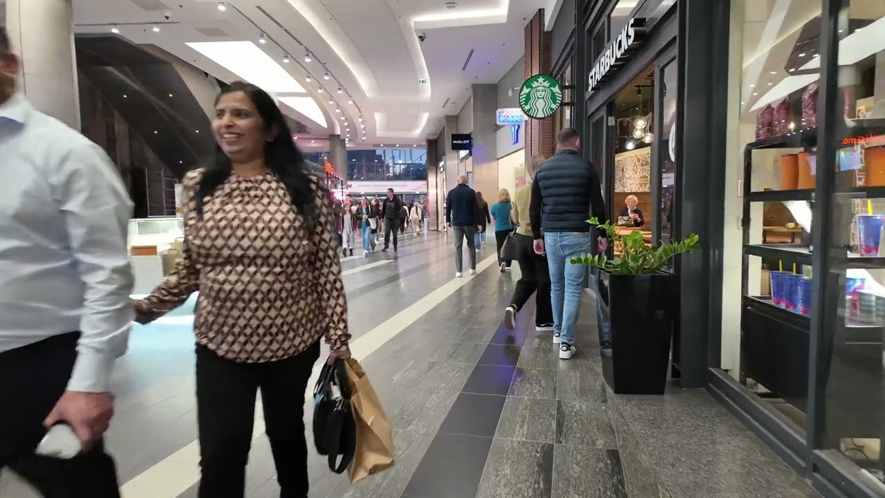 Westend Budapest | Shopping Center Walk