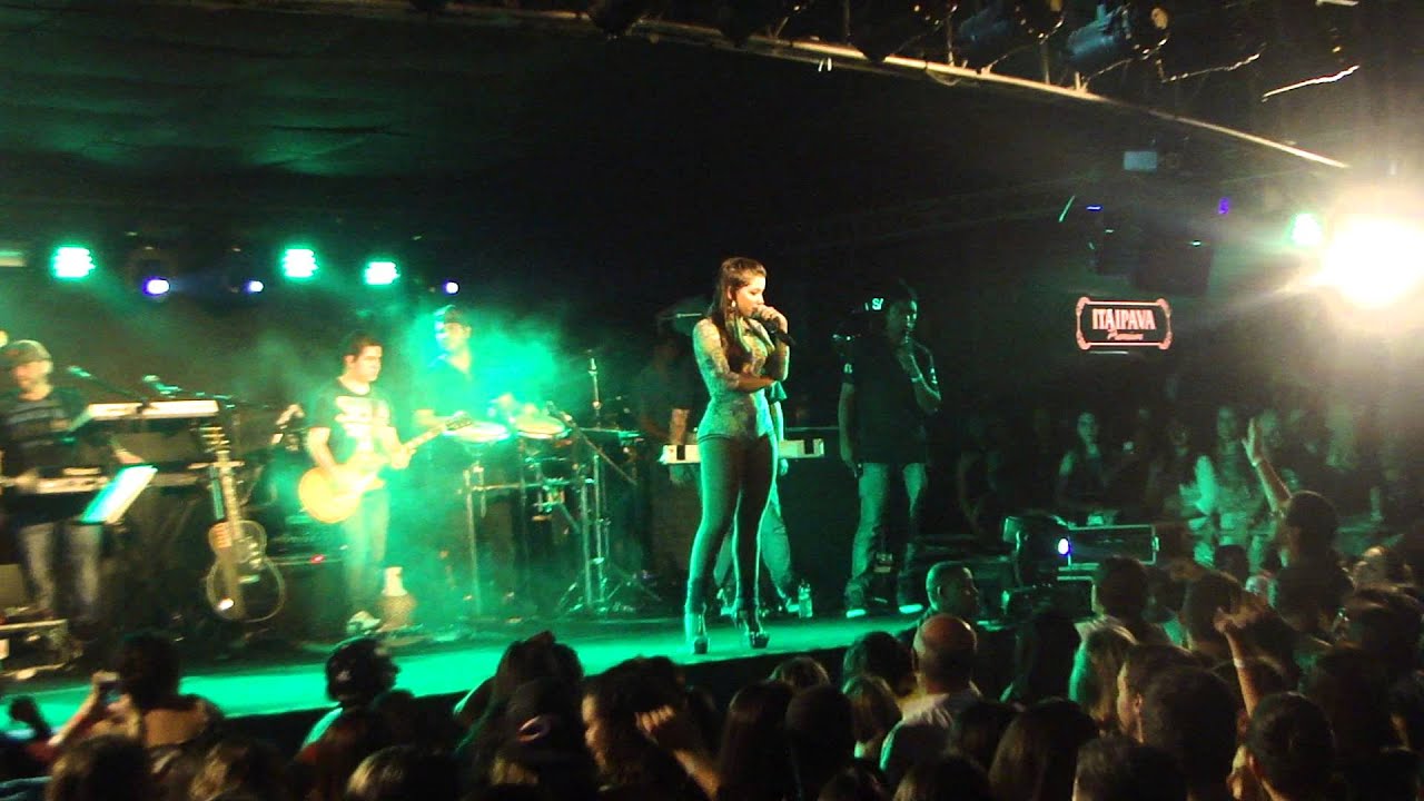 Anitta - Pretin (Bar do meio - 04/07/14)