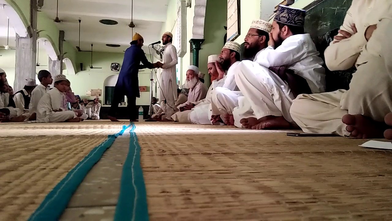 Jashne Khwaja Gharib Nawaz in Darul Uloom Warsia,