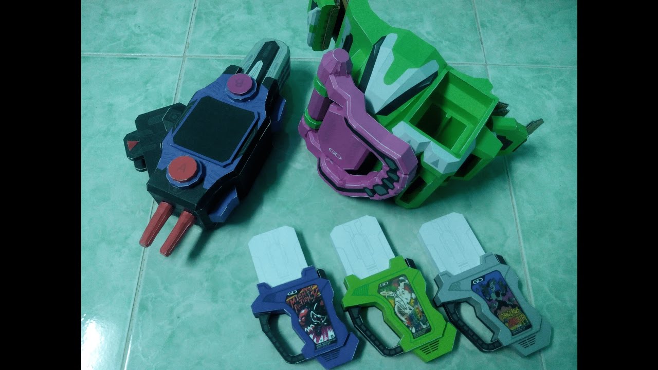 Kamen Rider Genmu Belt with 3 Gashats Papercraft/仮面ライダーゲンム - ライダーガシャット