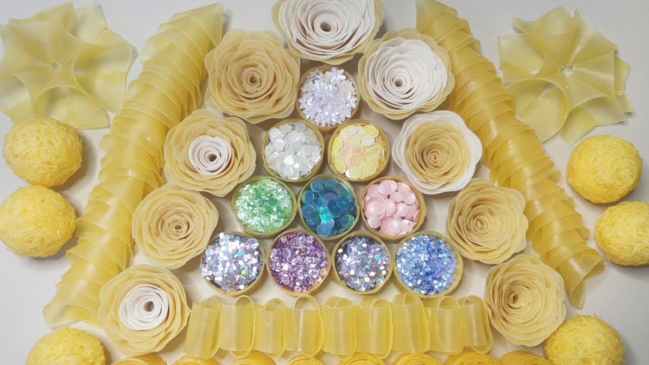 Soap boxes with glitter✨Soap Roses✨Soap Chips✨Soap Balls