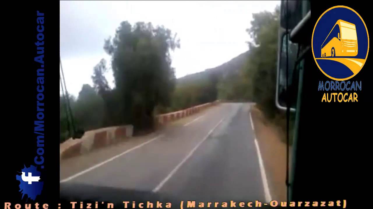 Morrocan Autocar : Sur La Route Tizi'n Tichka , &agrave; Bord D'un CTM