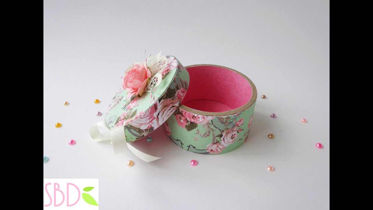 Riciclo creativo: scatola rotonda - Creative recycle: round box