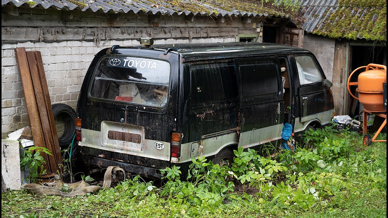 Trying to Start Diesel Toyota Hiace After 25 Years (Too Much Blow-By)