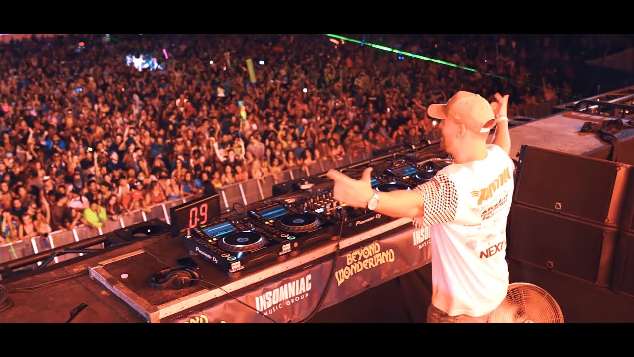 Nitti Gritti & Marten H&oslash;rger - Want You [Official Video]