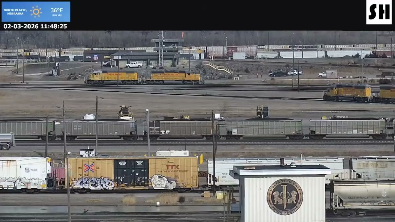 A randomly caught race between 2 westbounds departing from fuel pads.
