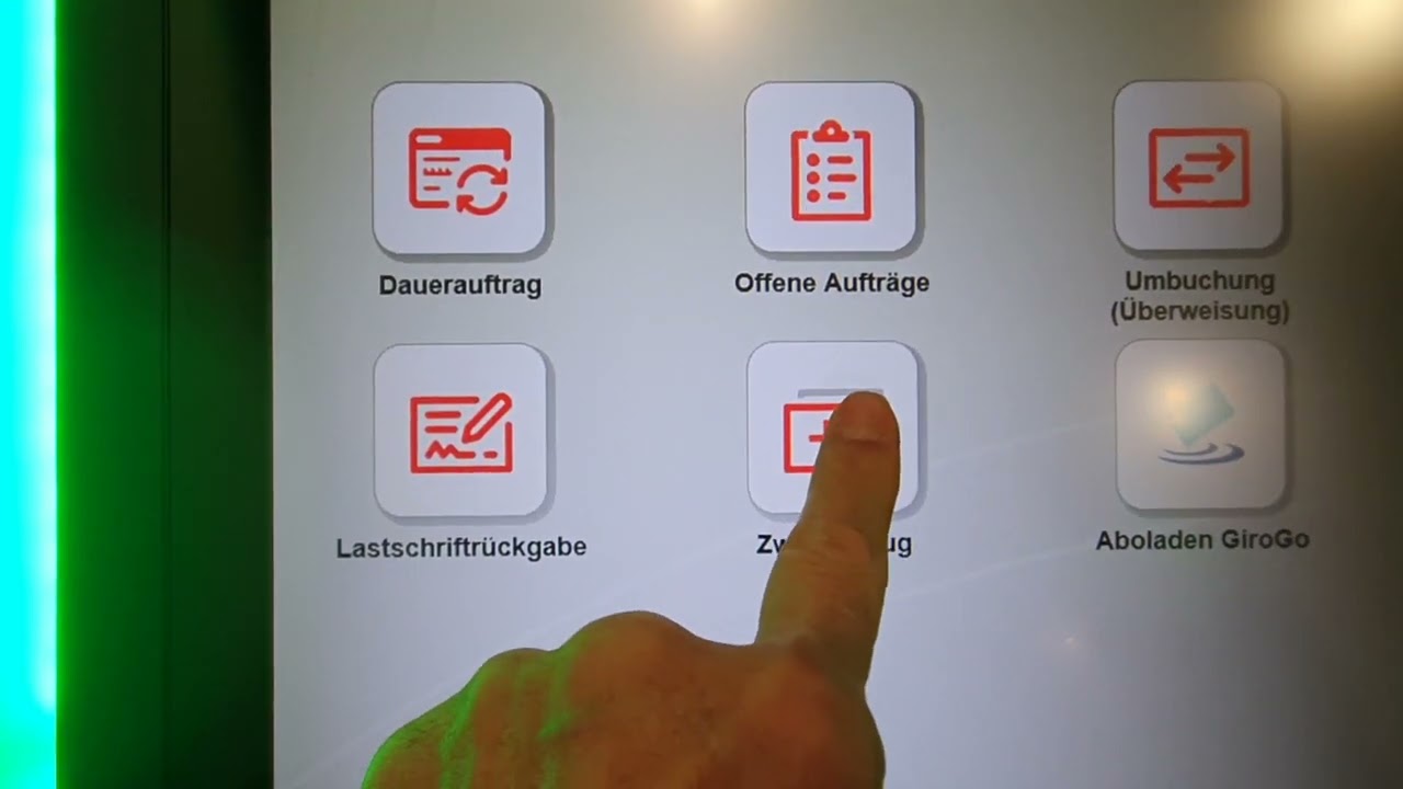 كيفية طبع كشف حساب بنكي  من على الاتومات في بنك شباركاسي Sparkasse kontoauszüge von Automat gerät