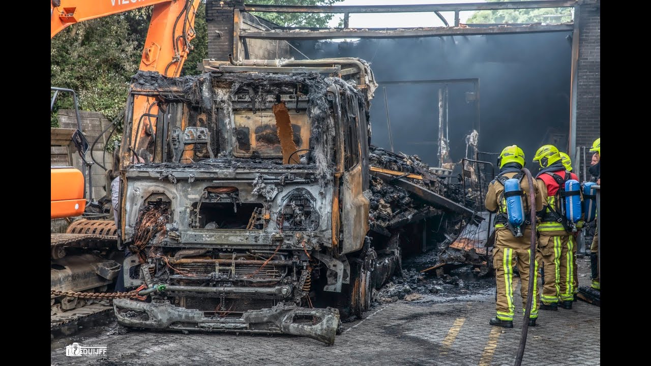 Brand Albert Heijn Haarlem Noord 11 aug 23 o a  verwijderen vrachtauto en nablussen   HD 1080p