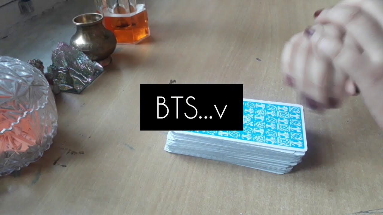 🤴KIM TAEHYUNG💜BTS FUTURE WIFE  TAROT PREDICTION💘👰🤫