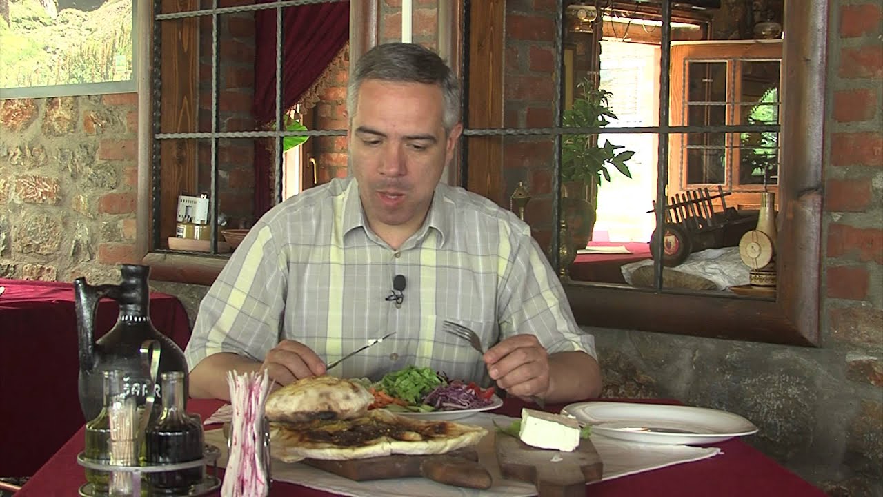 Meso na kamen. Roshtilj SHARI-TETOVO
