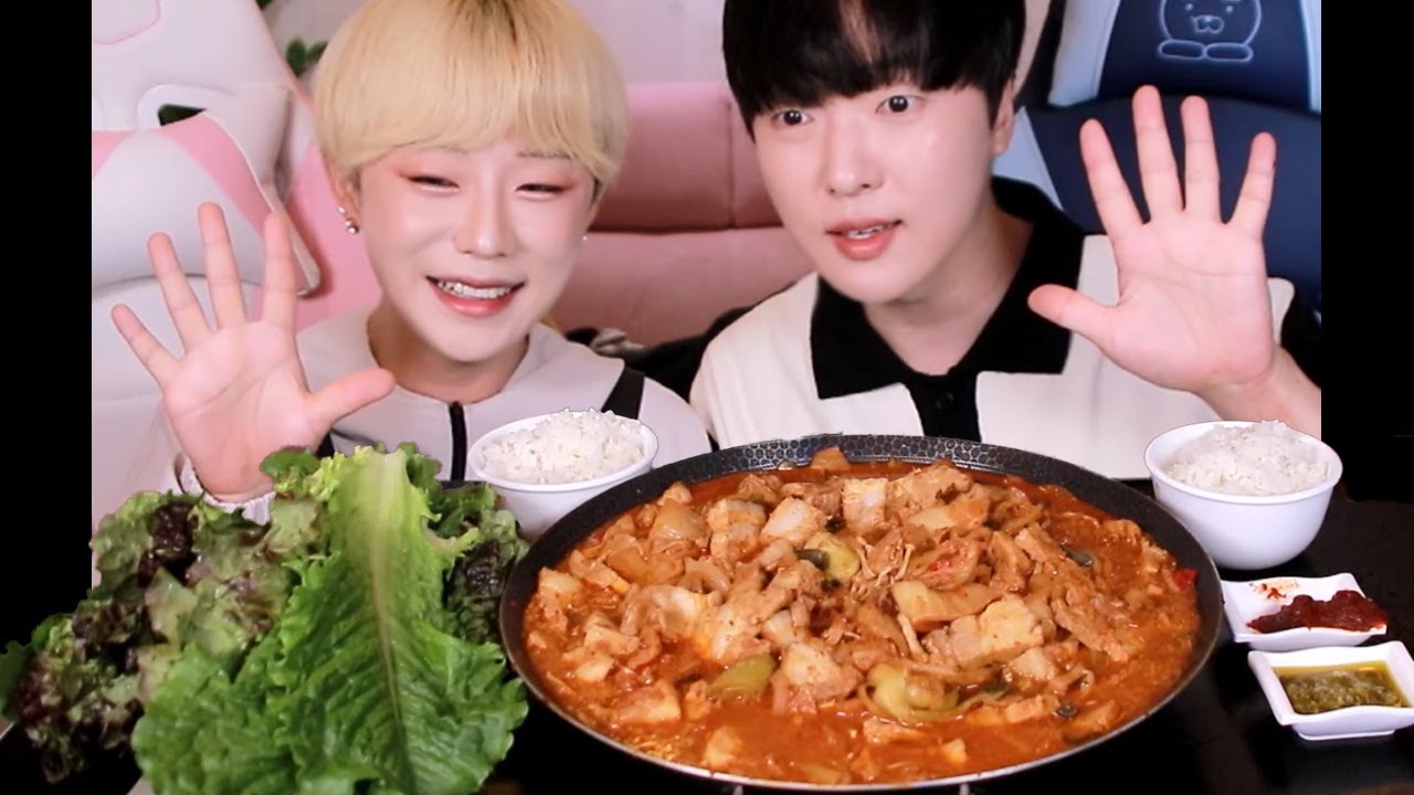 집밥먹방 ) 직접만든 삼겹살 김치찜 쌈밥 먹방