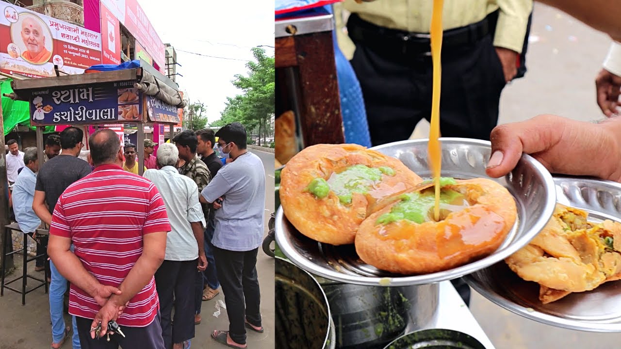 સવાર ના ૭ વાગ્યા થી લાલ કોર્ટ પાસે ધૂમ મચાવતા 😁 શ્યામ કચોરીવાળા અને જગ્ગનાથ સેવવાળા વડોદરા ની શાન છે