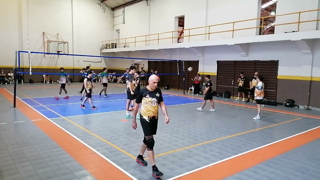 OLD SCHOOL vs C. V. LIONS A