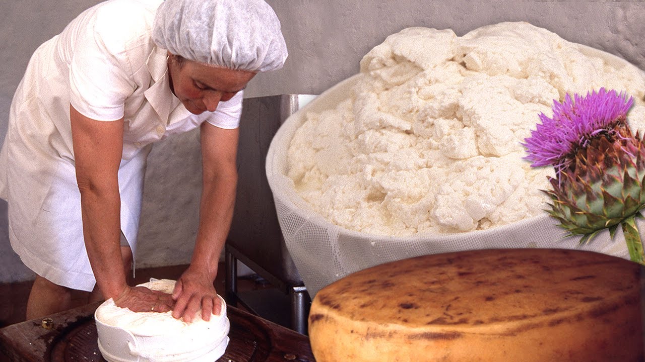 ЦВЕТОЧНЫЙ СЫР КУСТАРНЫЙ. Ручная работа с сухим цветком чертополоха и парным молоком