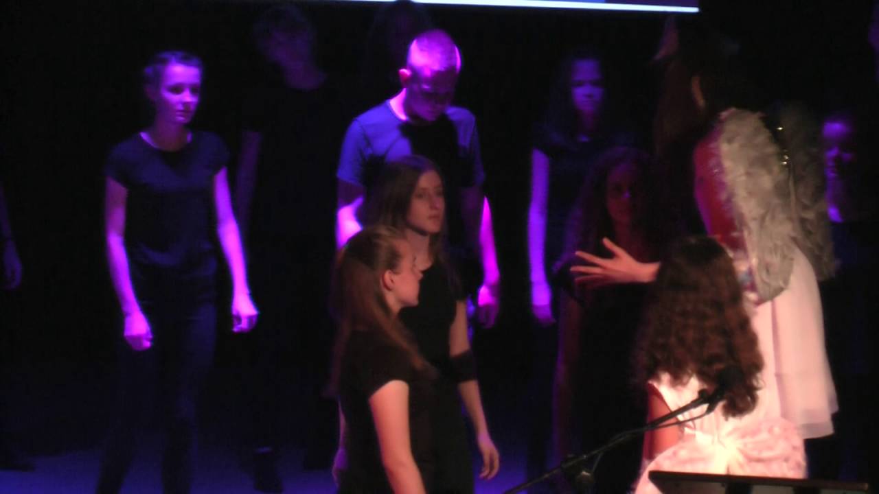Spektakl   Uroczyste Pożegnanie Absolwentów 2016