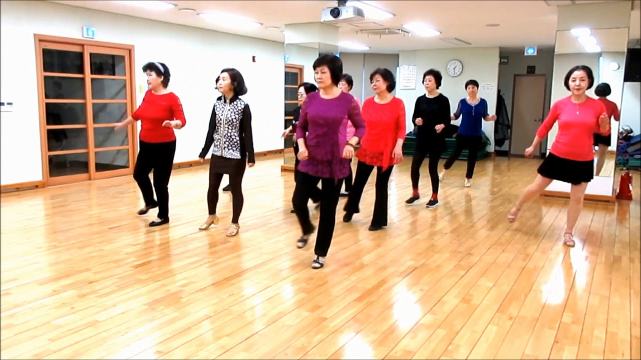 Only Dreamers EZ -Line Dance (Demo & Walk- Through)- Beginner