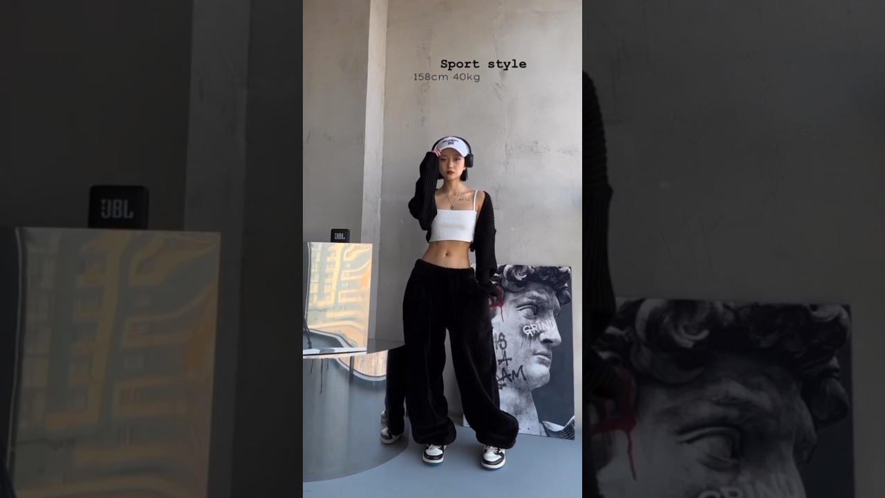 How To Style Sports Outfit🎧 #korean #blackpink #bts #cargos #shorts #baggy #comedy #cool #sports