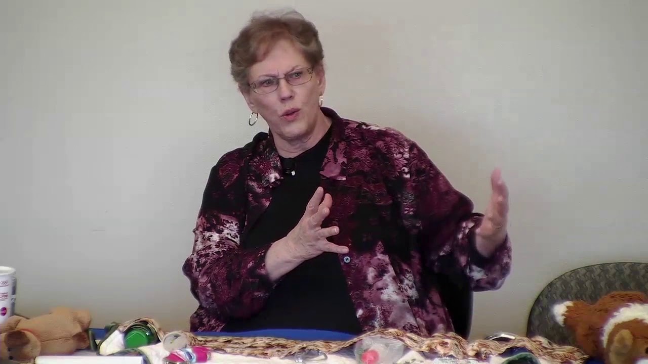 Myra Savant Harris' Canine Reproduction, Whelping and Puppy Intensive Care Seminar - Clip