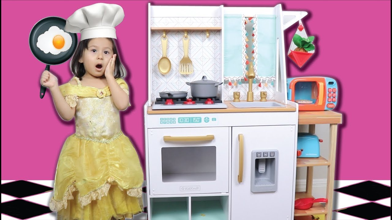 Chloe Finge Brincar de Chef e Cozinha de Brinquedo ! Pretend Play Kitchen Toys
