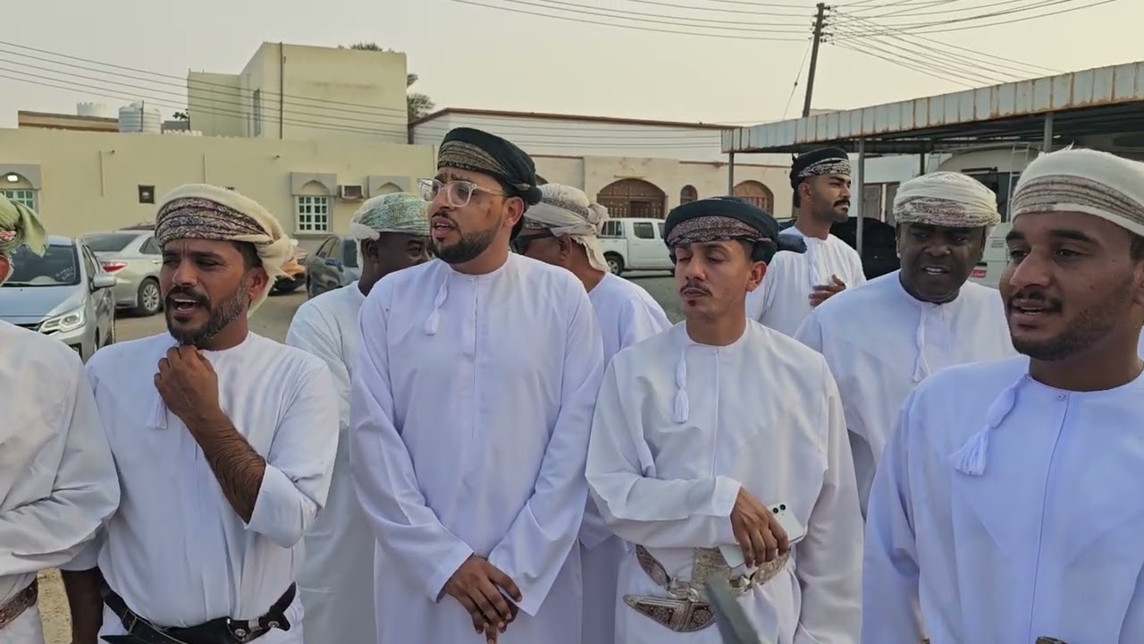المعرب محمد ود شريم العريمي - الشاعر عوض العلوي - رزحه لال العود بصور ( لمتابعة المقصب تابع الوصف )