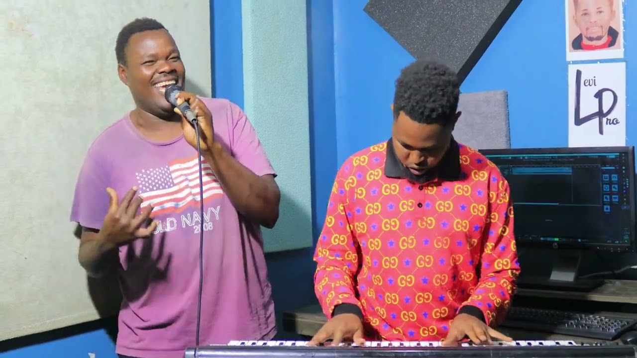 Wewe ndiwe baba yangu Extravaganza Praise :Cris FT LeviPro