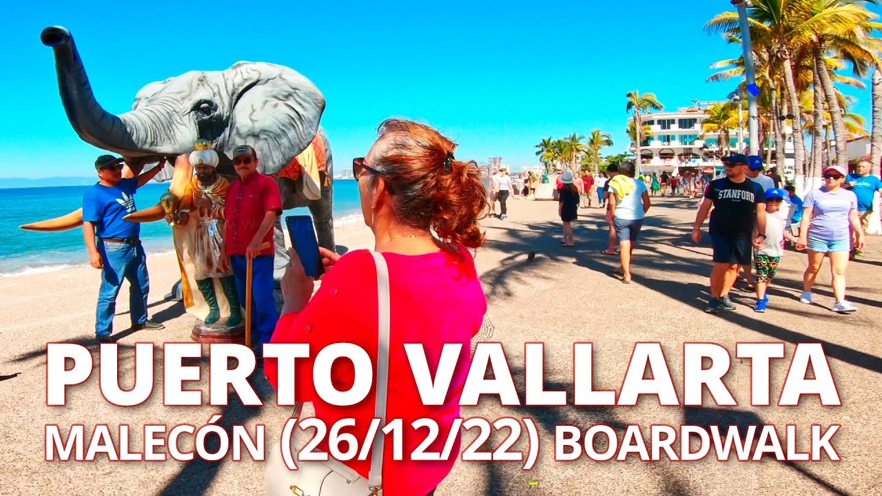 Malecón de Puerto Vallarta Centro y Zona Romántica 26/12/22 Boardwalk Puerto Vallarta Jalisco Mexico