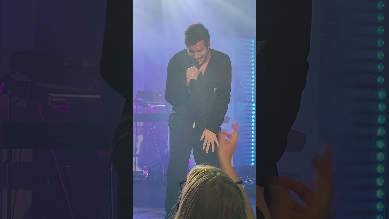Amir concert Bruxelles salle de la Madeleine 25 novembre 2021