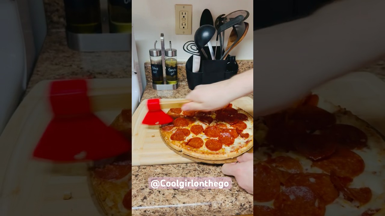 🍕 Axing 🪓 the costco pizza 🍕  #costcopizza #foodie